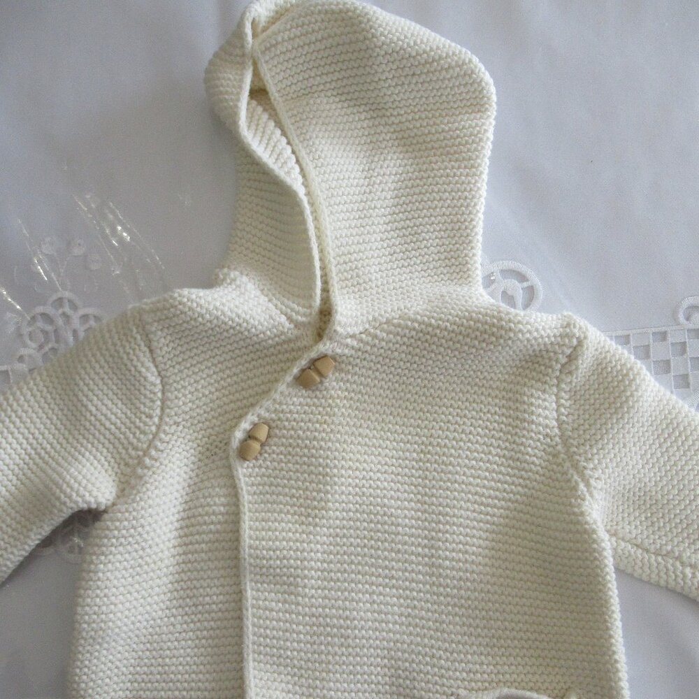 Zara Ivory Knit Baby Sweater, Size 6-9 Months, Great Condition